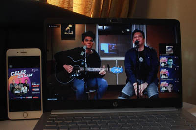 Telkomsel Gelar Celeb on Cam Ngobrol Bareng Ariel dan Difki Khalif